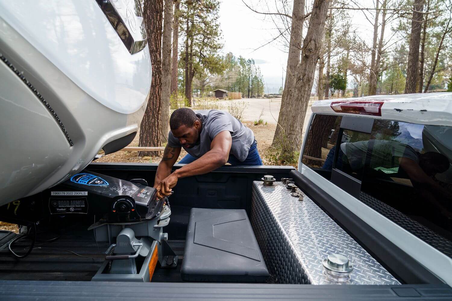 The Common Fifth Wheel Hitch Mistake New Owners Make fifth wheel coupler